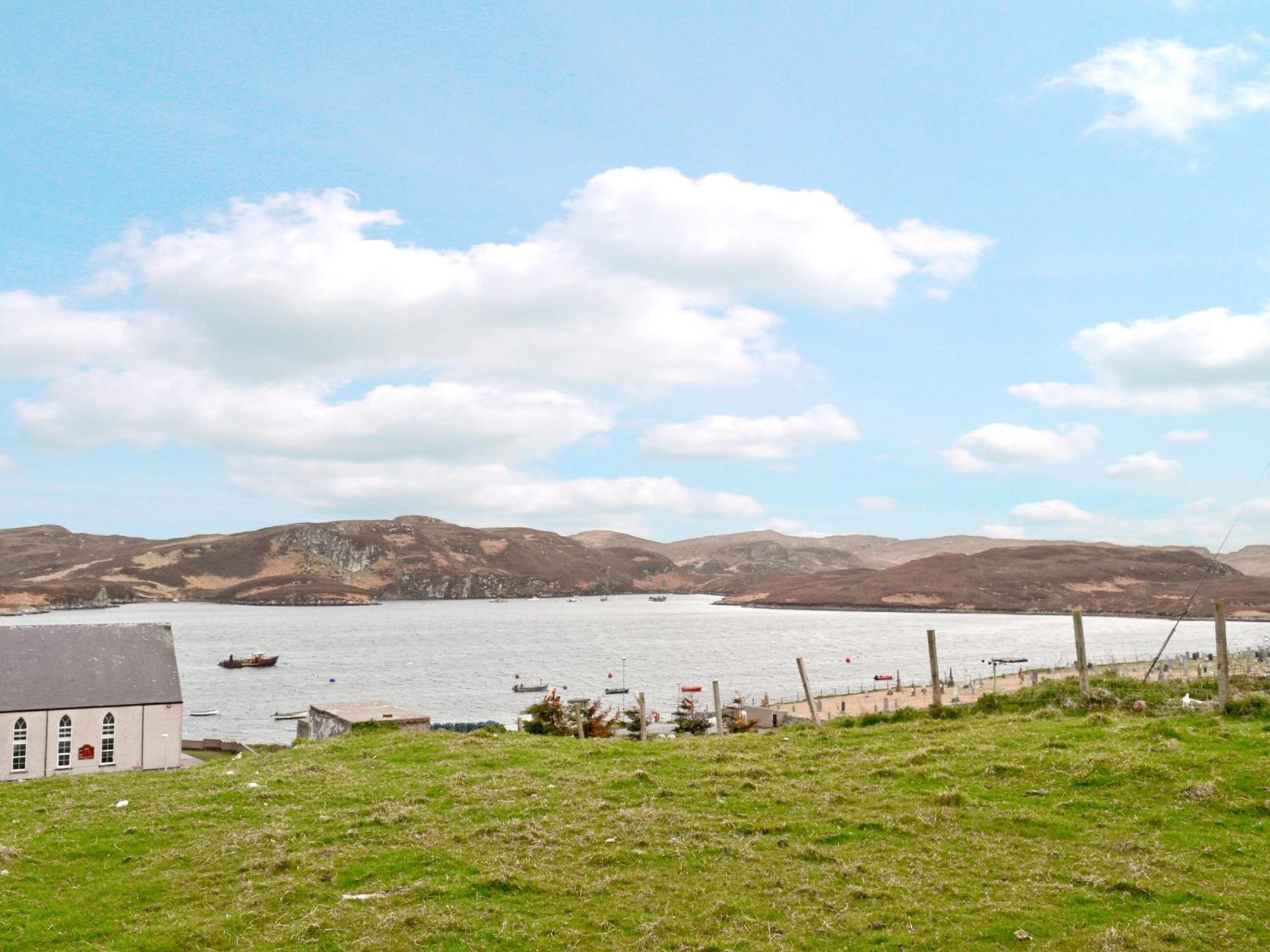 Вилла Seaview Repose Leurbost Экстерьер фото